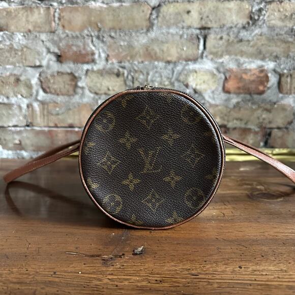 Vintage Louis Vuitton 1997 Papillon 26 Bag - Picture 3 of 15